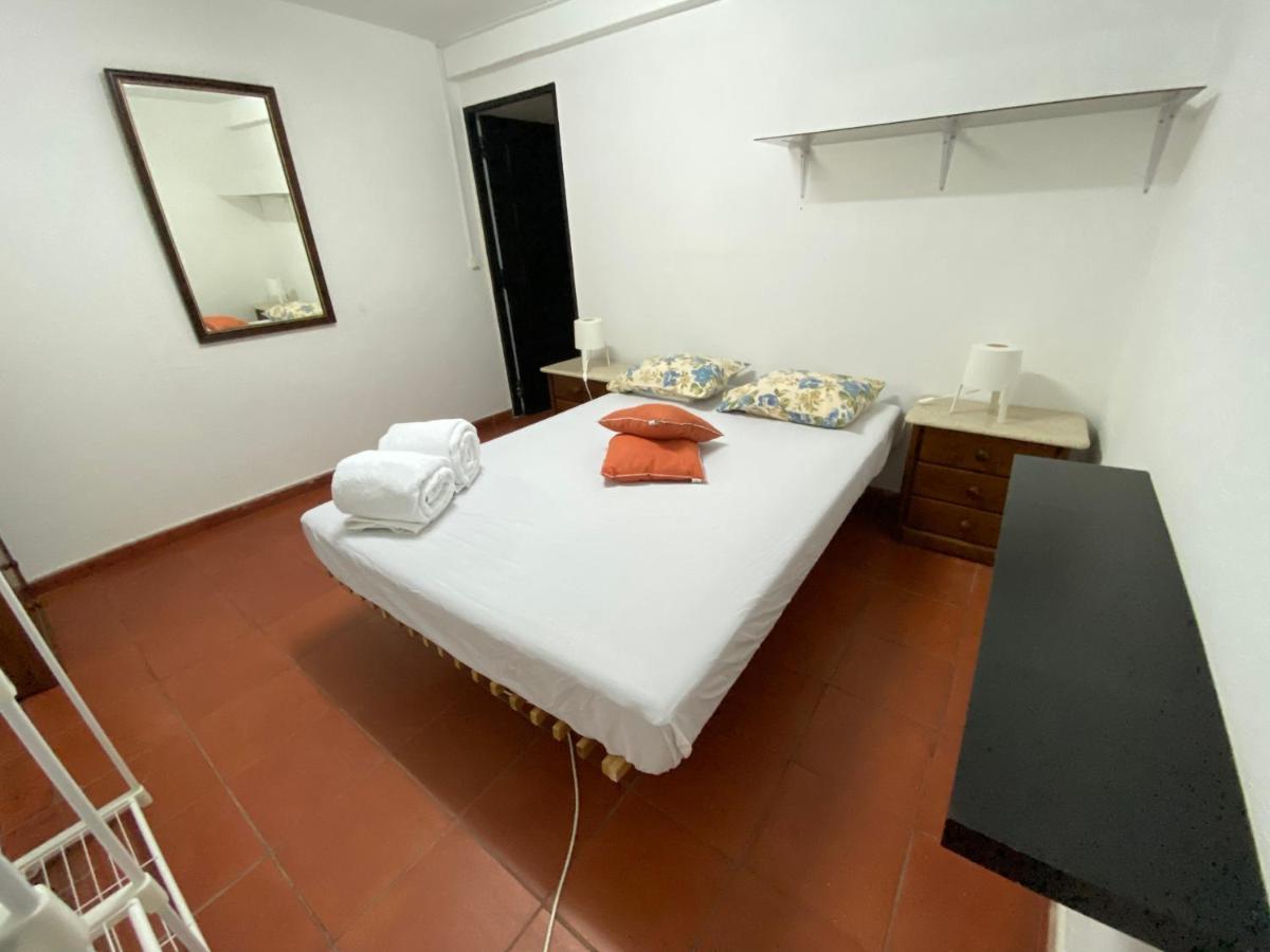 Summer House, Only 2 Minutes To The Beach In Vilamoura! Villa Exteriör bild
