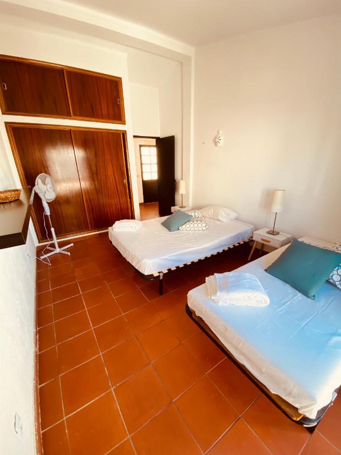 Summer House, Only 2 Minutes To The Beach In Vilamoura! Villa Exteriör bild