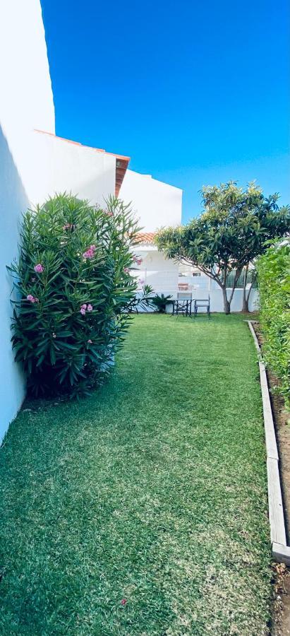 Summer House, Only 2 Minutes To The Beach In Vilamoura! Villa Exteriör bild