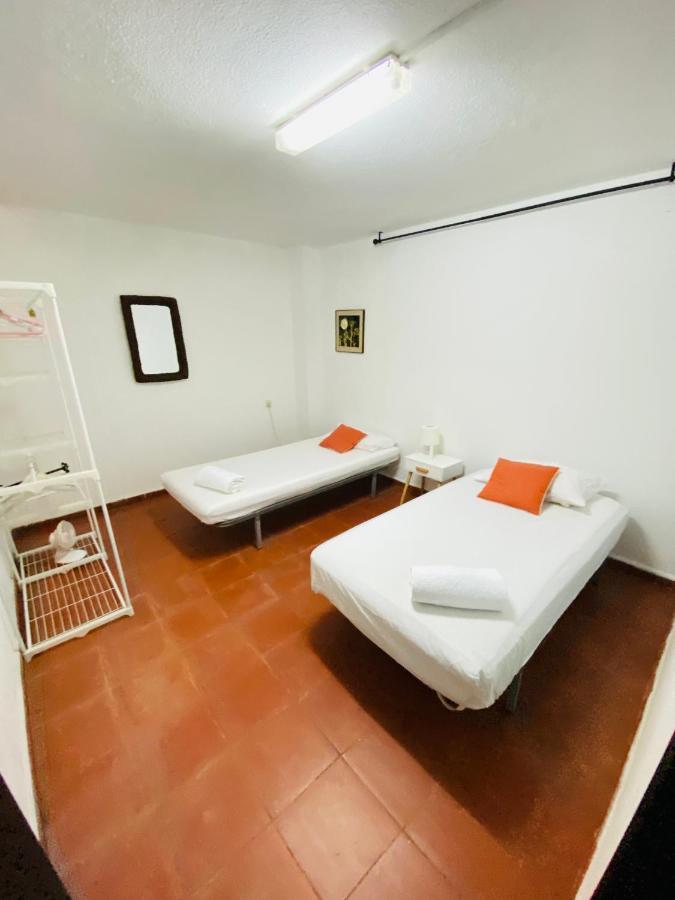 Summer House, Only 2 Minutes To The Beach In Vilamoura! Villa Exteriör bild